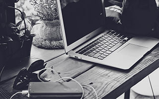 热闻|英超争冠悬念重启！奥赖利双响，曼城2-1纽卡落后榜首阿森纳2分